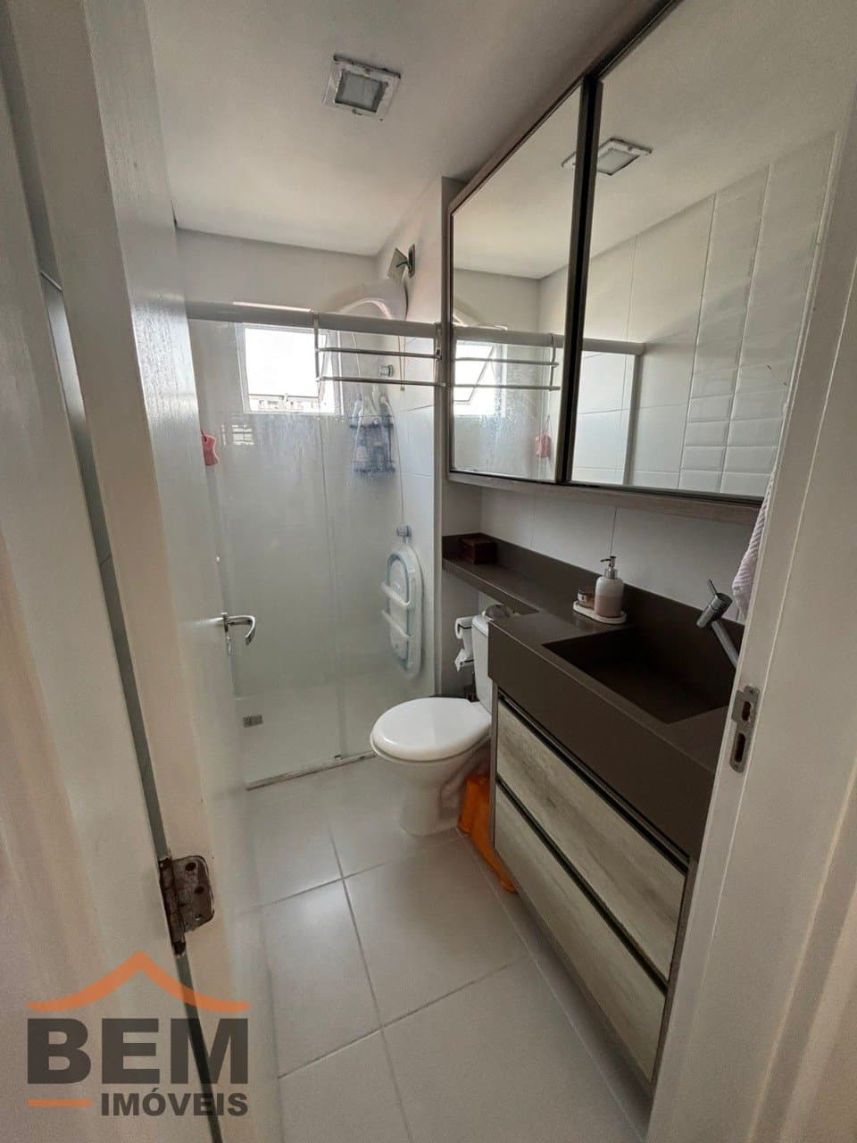 Apartamento à Venda com 2 quartos, 1 vaga no bairro São Judas em Itajaí/SC