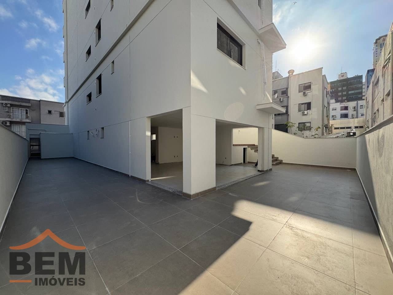 Apartamento à Venda com 3 quartos sendo 3 suítes, 2 vagas no bairro Centro em Balneário Camboriú/SC: a1375fc2-03e5-4bae-9f76-aef14a3ccb93
