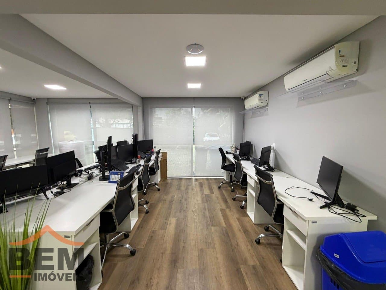 Prédio Comercial para Locação no bairro Fazenda em Itajaí/SC: 08 - SALA