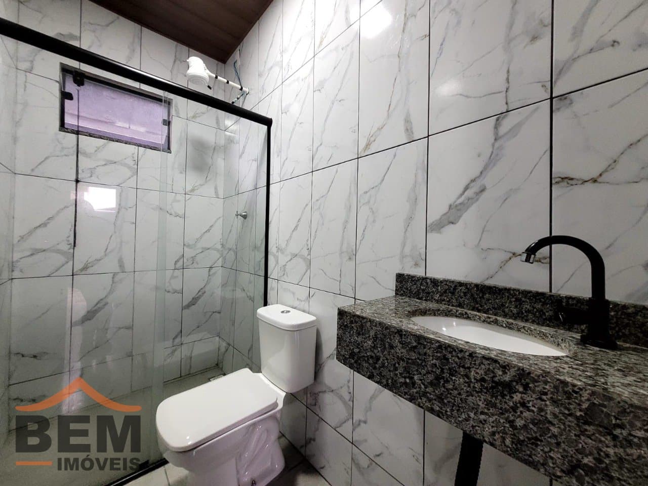 Apartamento para Locação com 1 quarto no bairro Barra do Rio em Itajaí/SC: 7 - BANHEIRO
