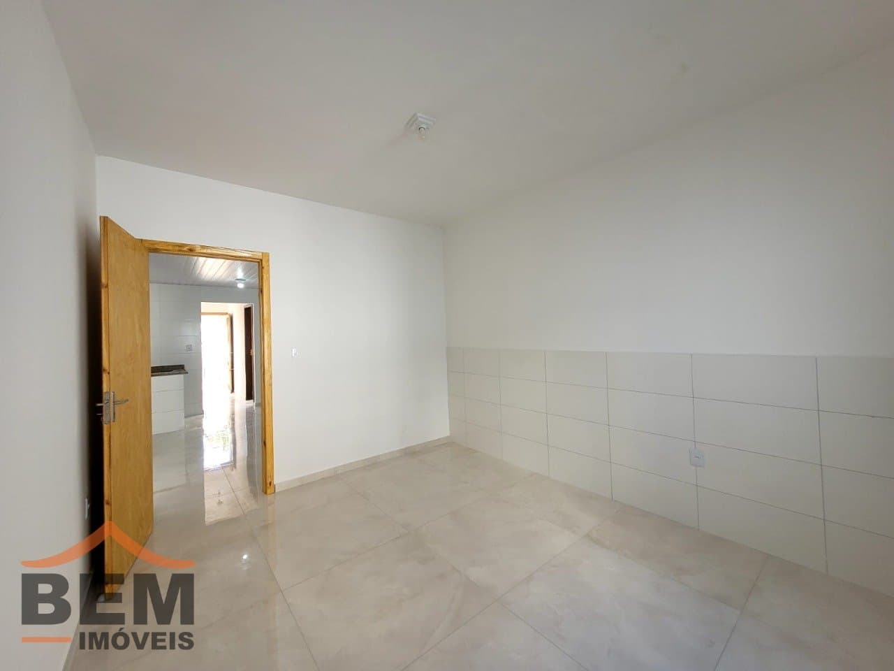 Casa para Locação com 2 quartos, 1 vaga no bairro São Judas em Itajaí/SC: 12 - DORMITÓRIO FUNDOS