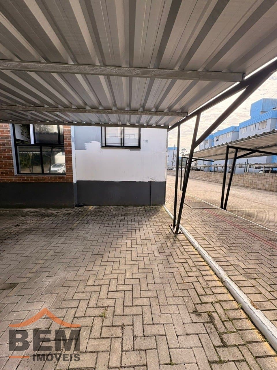 Apartamento para Locação com 2 quartos, 1 vaga no bairro Espinheiros em Itajaí/SC: 17 - VAGA