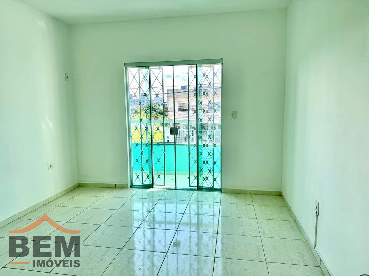 Casa à Venda com 2 quartos, 1 vaga no bairro Santa Regina em Camboriú/SC: 5e5ea099-97d5-418f-a1a2-c221e5574687