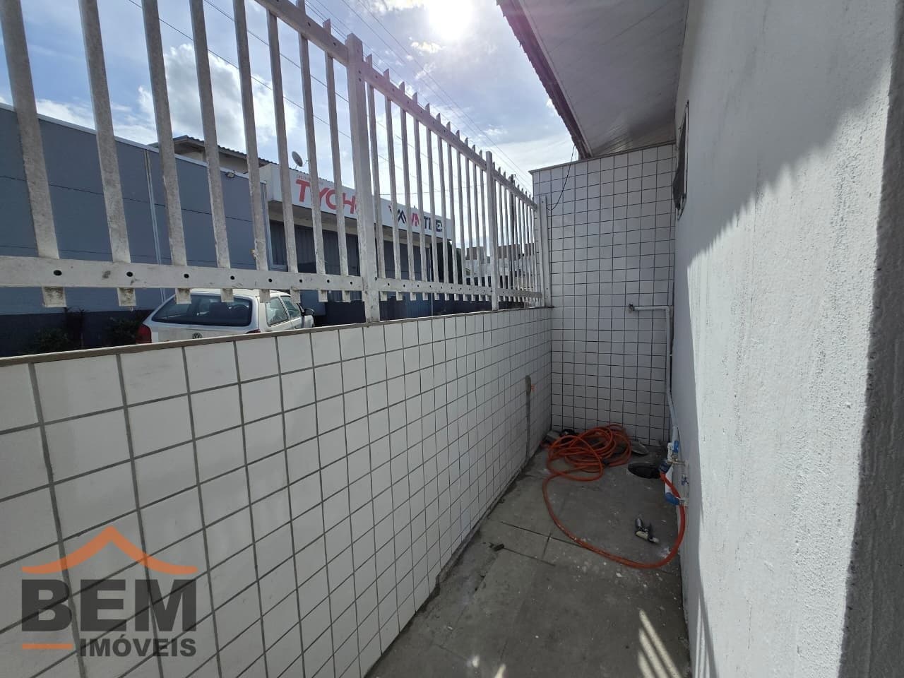 Sala Comercial para Locação no bairro Lidia duarte em Camboriú/SC: 54e6def1-4cbb-4bd4-a2d1-a40cb0528d0d