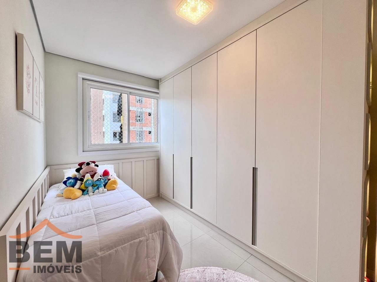 Apartamento à Venda com 1 quarto sendo 1 suíte, 2 vagas no bairro Centro em Itajaí/SC