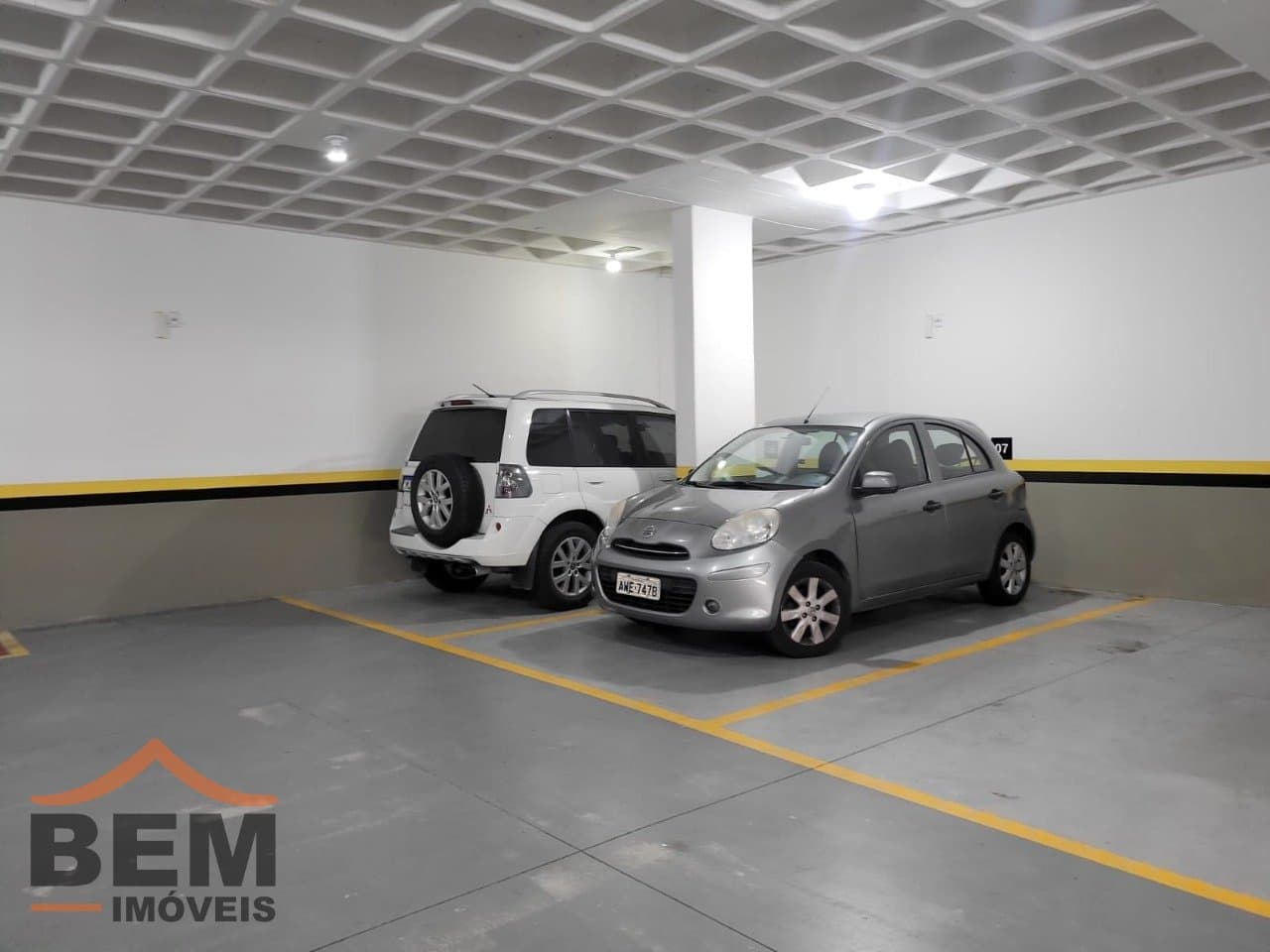 Apartamento para Locação com 1 quarto sendo 1 suíte, 1 vaga no bairro Fazenda em Itajaí/SC: 23 - GARAGEM