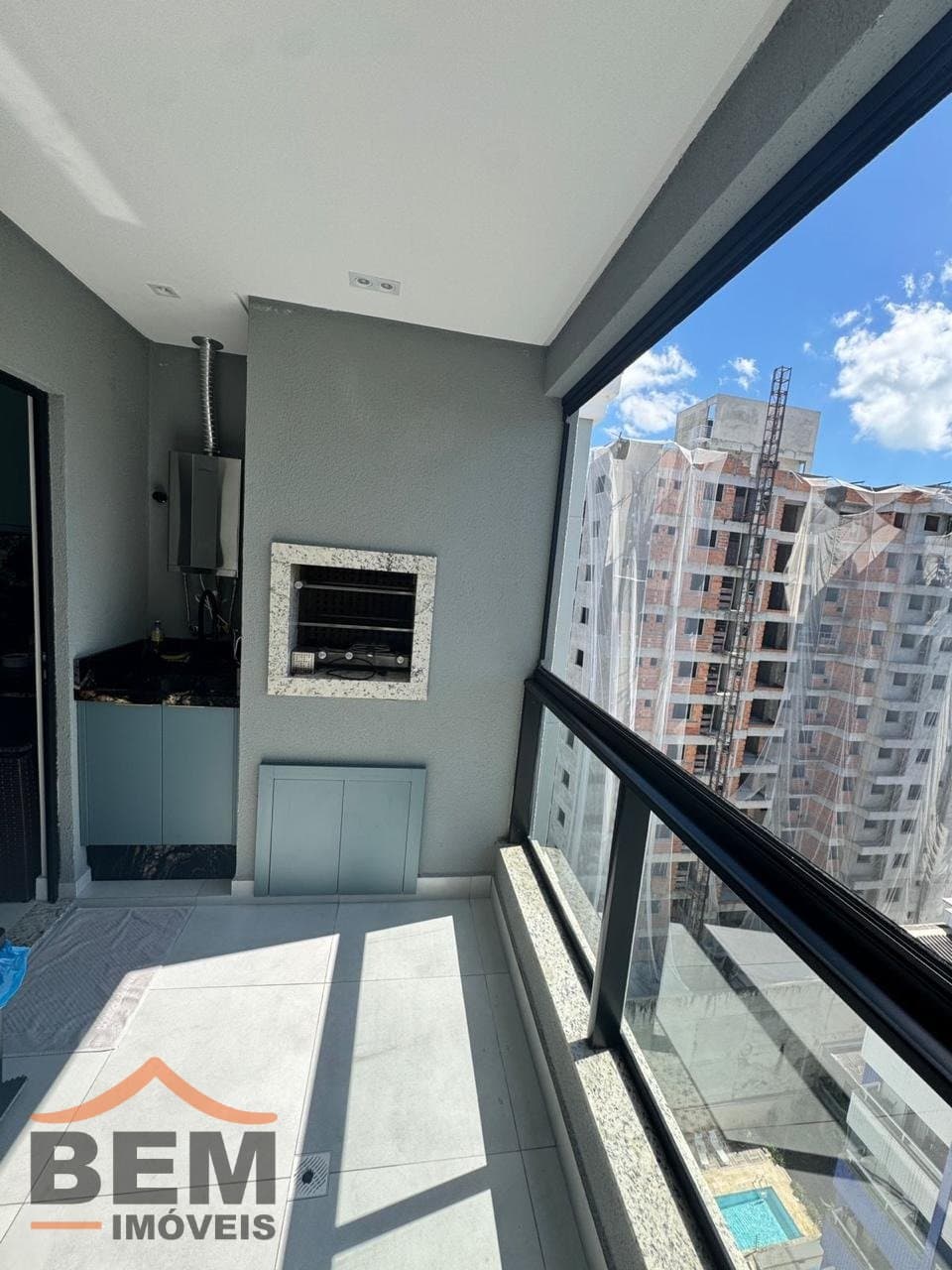 Apartamento à Venda com 3 quartos sendo 1 suíte, 2 vagas no bairro Vila Operária em Itajaí/SC: 12 - SACADA