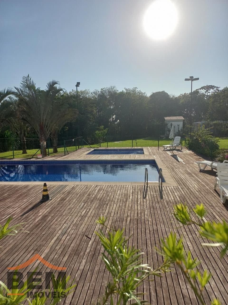Apartamento para Locação com 2 quartos sendo 1 suíte, 2 vagas no bairro Espinheiros em Itajaí/SC: 17 - PISCINA