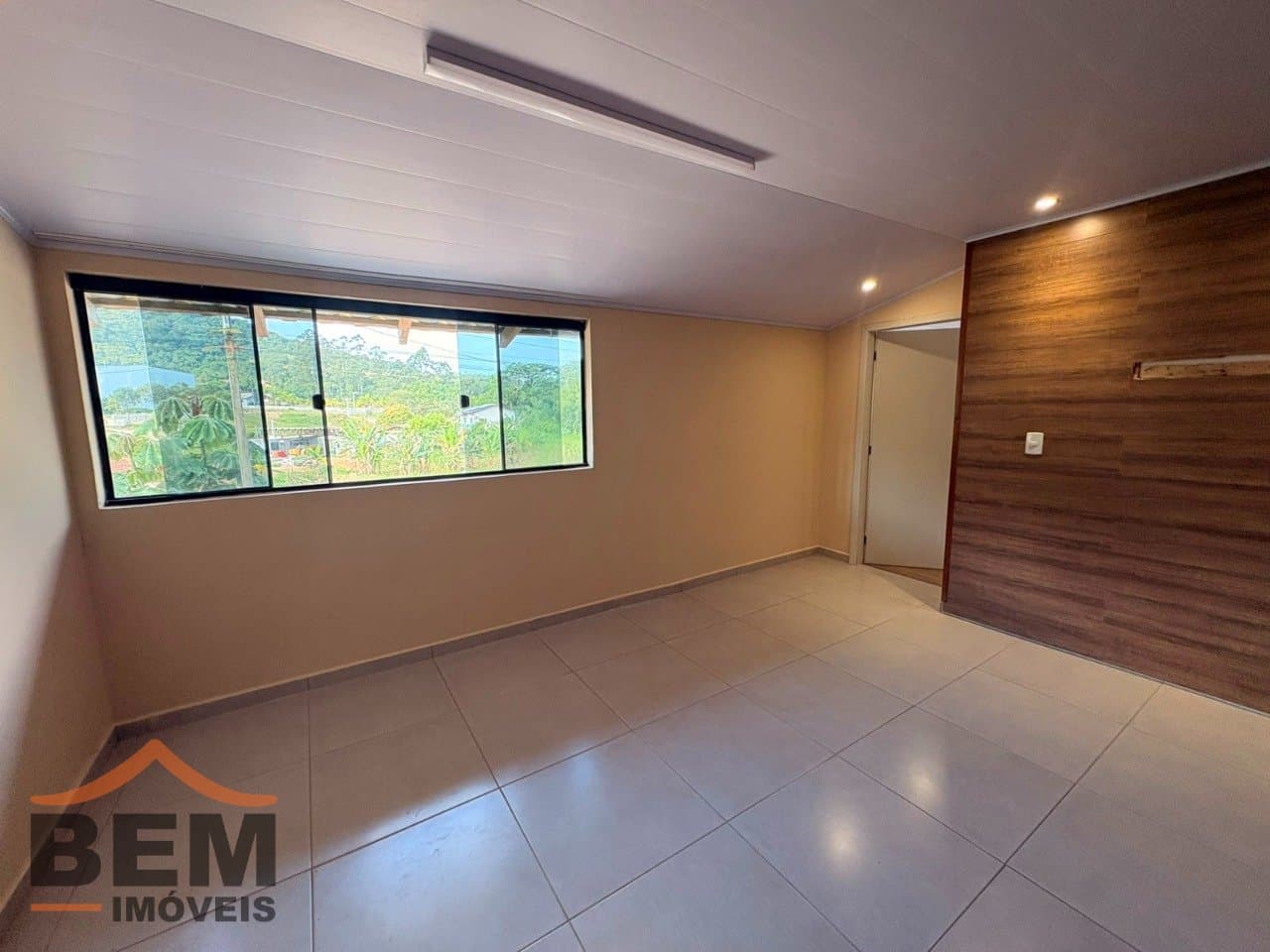 Apartamento para Locação com 2 quartos sendo 1 suíte, 2 vagas no bairro Baia em Itajaí/SC: 08 - SALA DE JANTAR