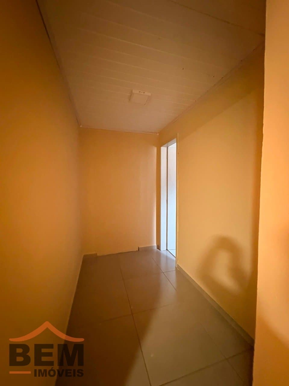 Apartamento para Locação com 2 quartos sendo 1 suíte, 2 vagas no bairro Baia em Itajaí/SC: 16 - CLOSET