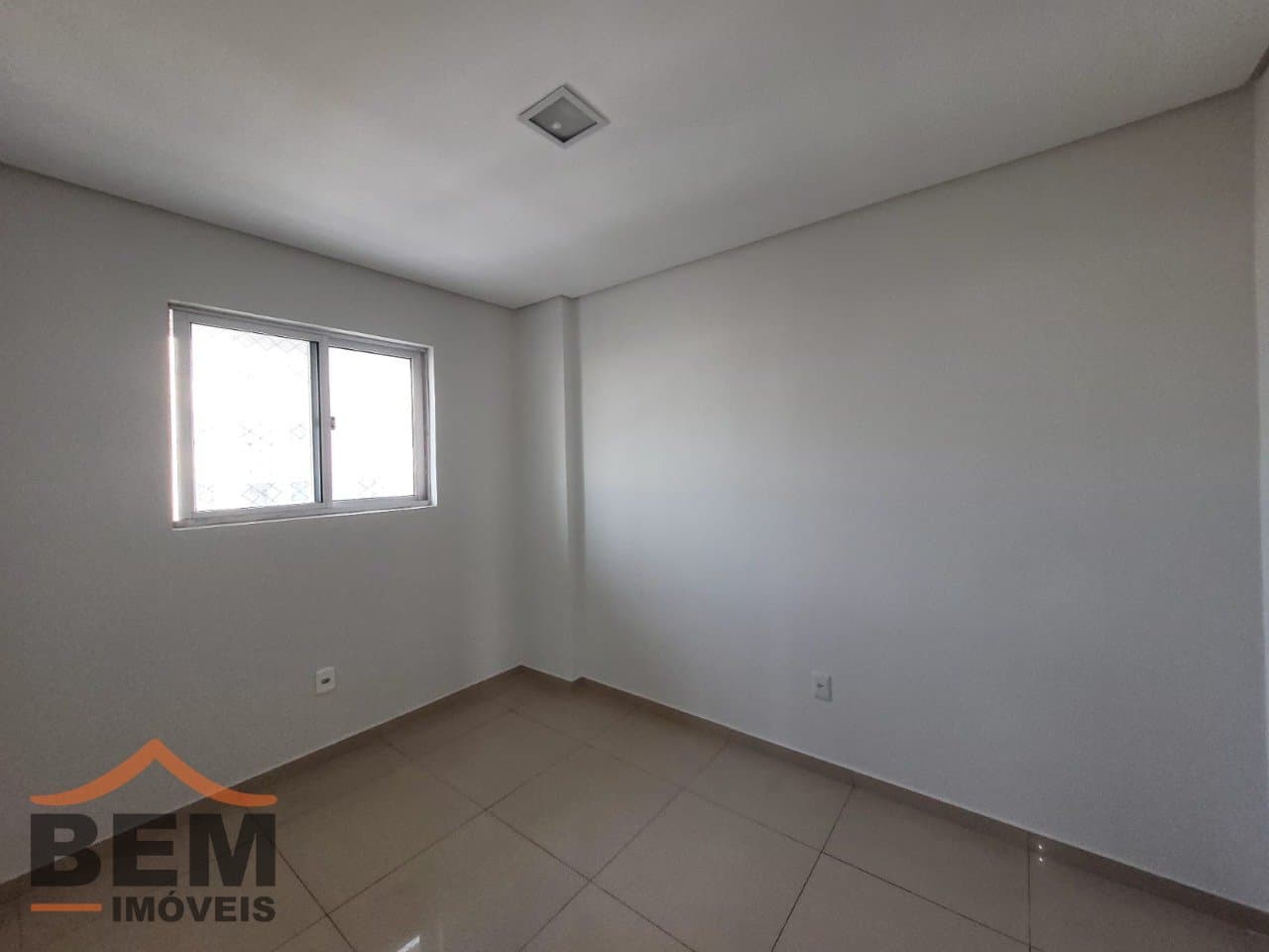 Apartamento para Locação com 2 quartos sendo 1 suíte, 1 vaga no bairro Cordeiros em Itajaí/SC: 11 -  DORMITÓRIO