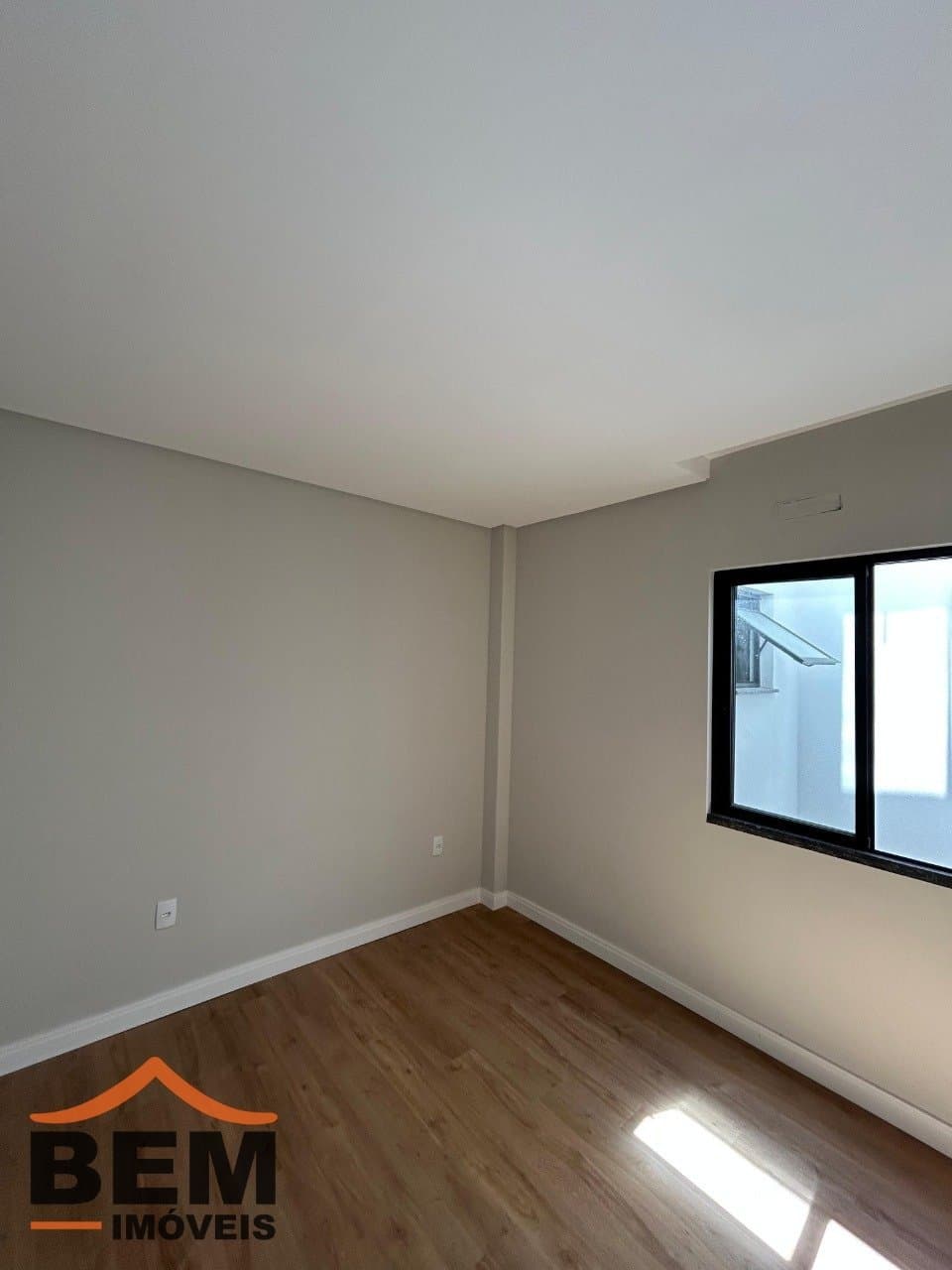 Apartamento à Venda com 3 quartos sendo 1 suíte no bairro Sao Vicente em Itajaí/SC