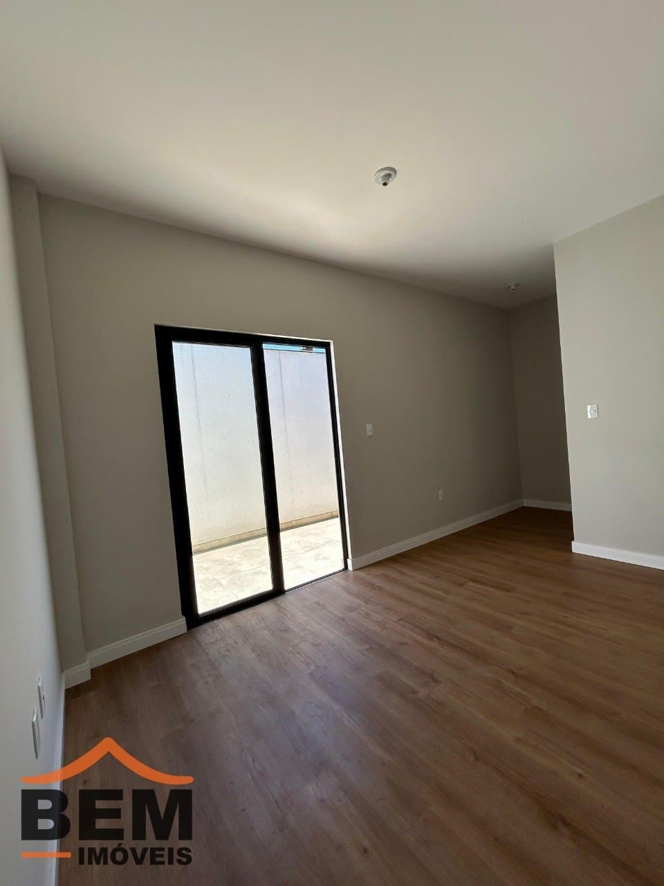 Apartamento à Venda com 3 quartos sendo 1 suíte no bairro Sao Vicente em Itajaí/SC