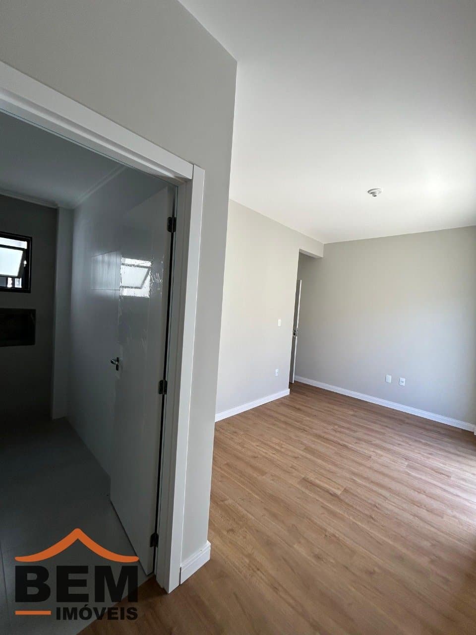 Apartamento à Venda com 3 quartos sendo 1 suíte no bairro Sao Vicente em Itajaí/SC