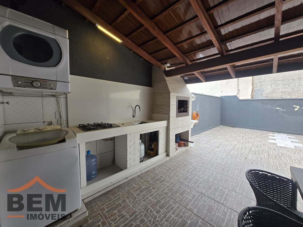Casa para Locação com 2 quartos, 2 vagas no bairro Centro em Camboriú/SC: b026e1f9-48ab-4386-8036-3a57bc0dc937