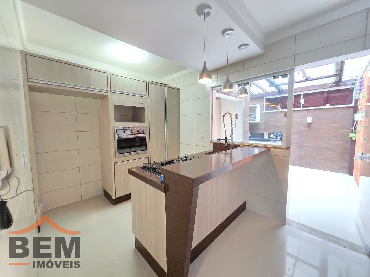 Casa à Venda com 2 quartos sendo 2 suítes no bairro Santa Regina em Camboriú/SC: 5351a50e-281e-4d29-8b83-7d3f6626a95a