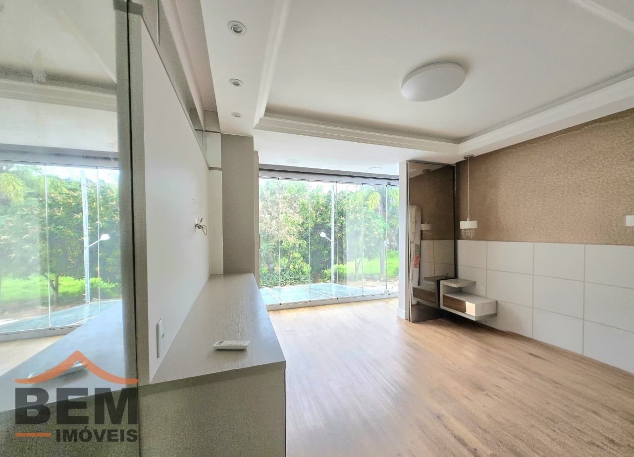 Casa à Venda com 2 quartos sendo 2 suítes no bairro Santa Regina em Camboriú/SC: 19f9150e-1713-44de-974e-61b36e3ee5e6