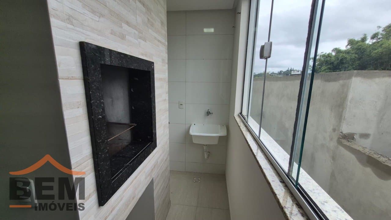Apartamento para Locação com 2 quartos sendo 1 suíte no bairro Areias em Camboriú/SC: 6eeee01a-b113-4853-bbc3-cdd9f37b57cf