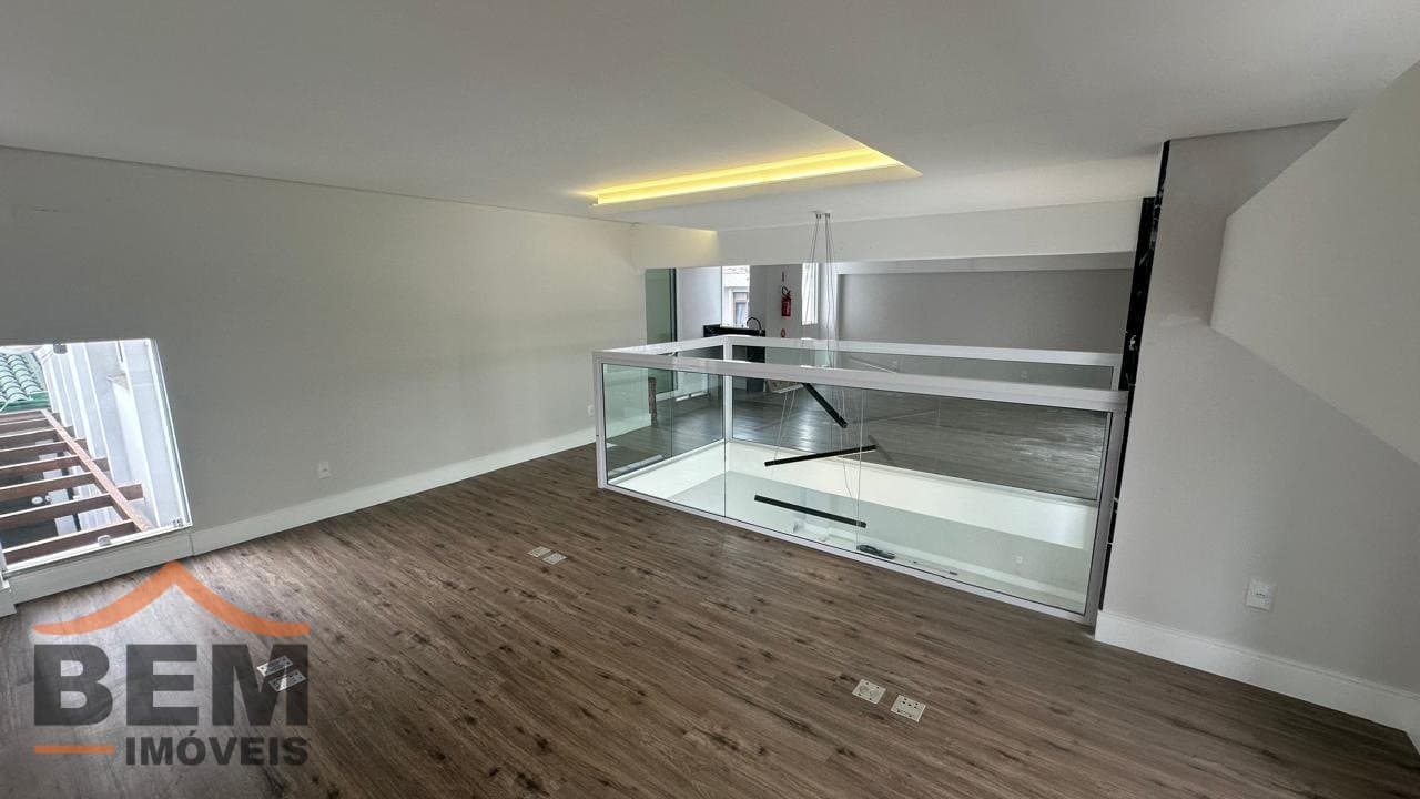 Sala Comercial para Locação com 4 vagas no bairro Fazenda em Itajaí/SC: 9 - SALA