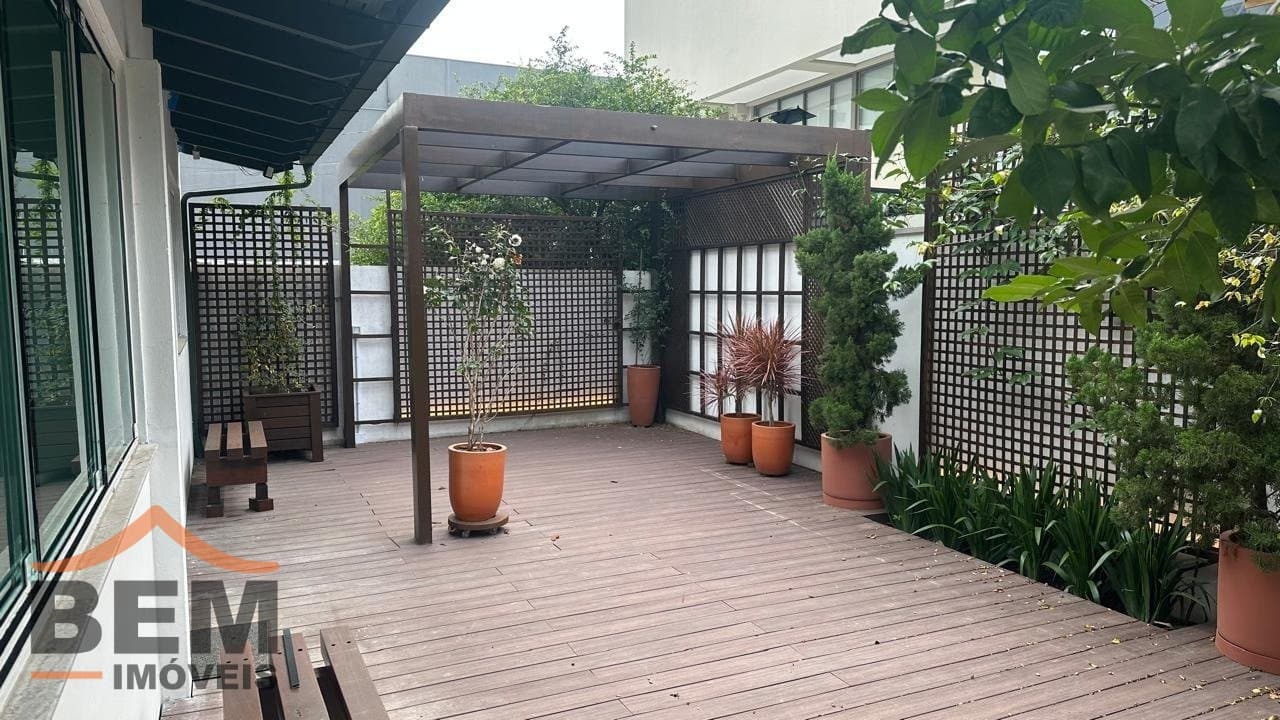Sala Comercial para Locação com 4 vagas no bairro Fazenda em Itajaí/SC: 12 - EXTERNO
