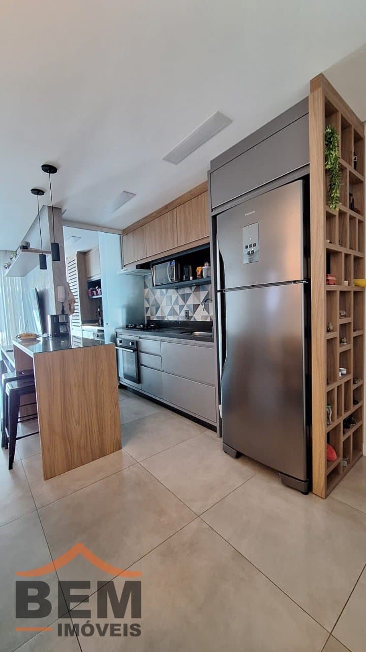 Apartamento à Venda com 3 quartos sendo 1 suíte, 2 vagas no bairro Vila Operária em Itajaí/SC