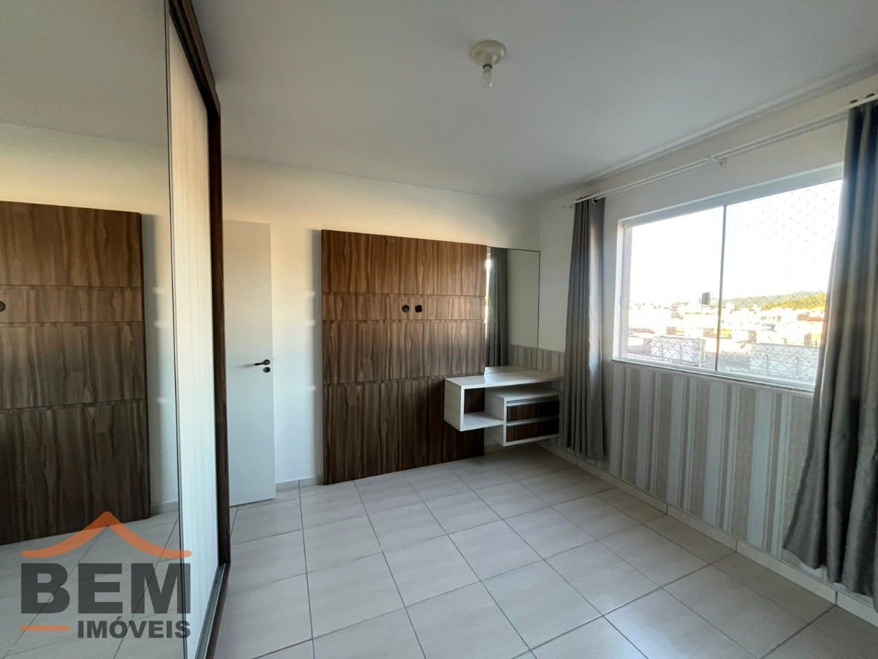 Apartamento à Venda com 2 quartos no bairro Santa Regina em Camboriú/SC: 25e05b80-4e71-4b50-b39f-1cc71629d995