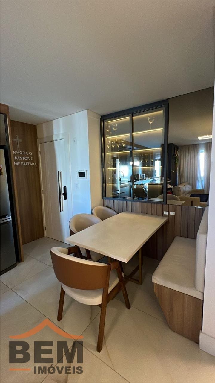 Apartamento à Venda com 2 quartos sendo 1 suíte, 1 vaga no bairro Sao Judas em Itajaí/SC
