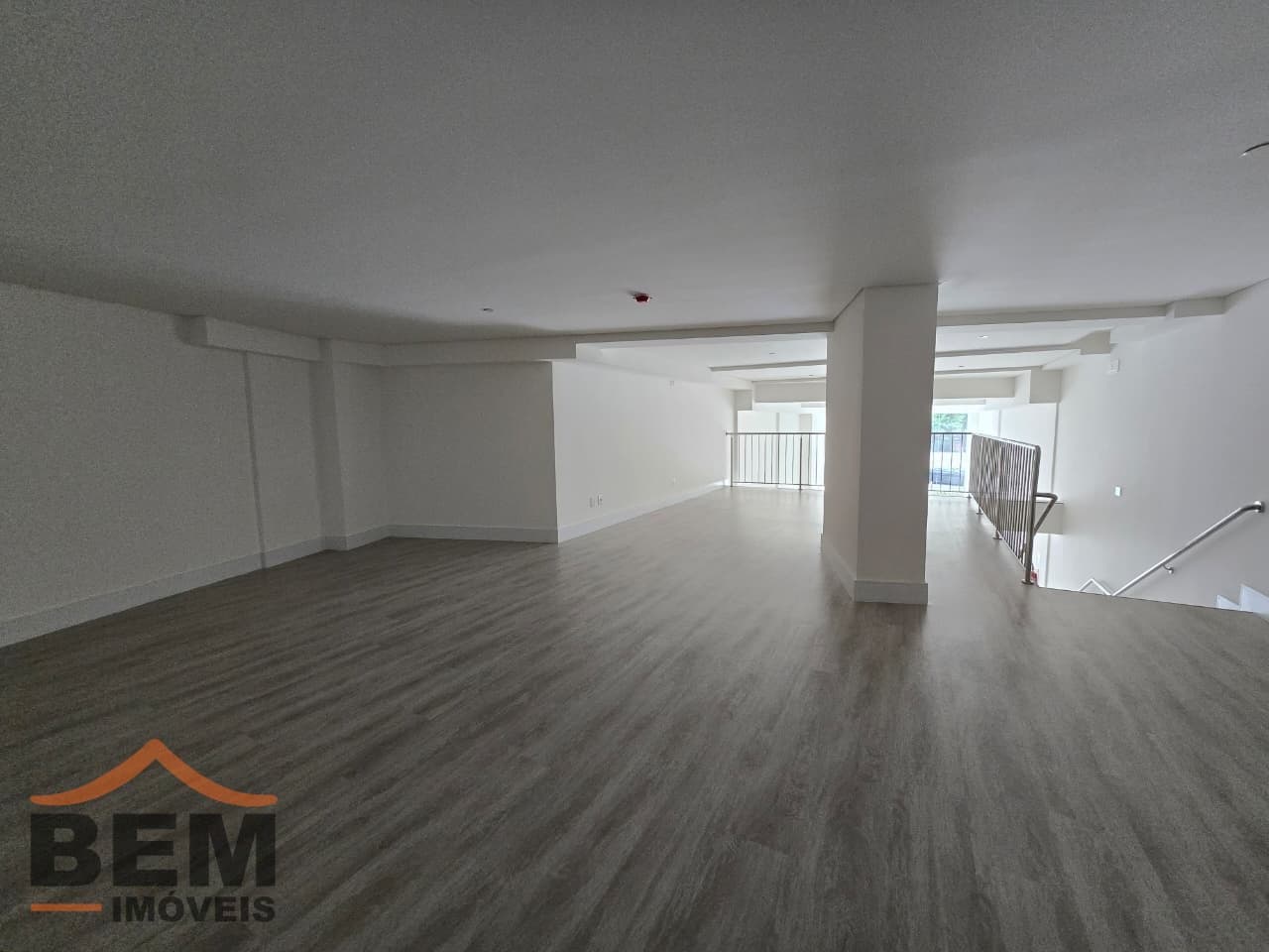 Sala Comercial para Locação no bairro Centro em Balneário Camboriú/SC: 9f4a5160-5b58-452d-9782-61fa771ec1d5