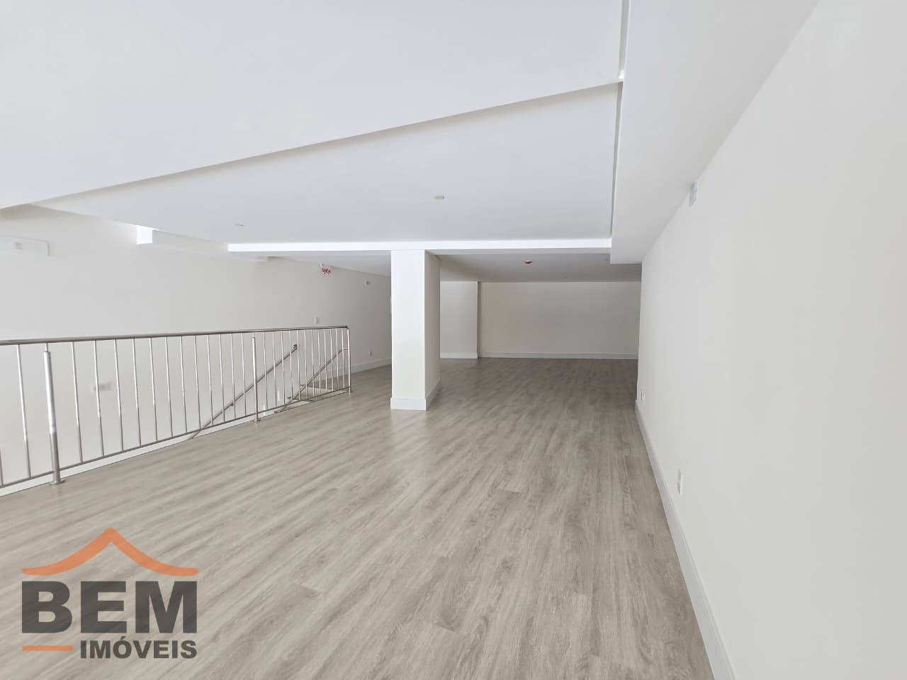 Sala Comercial para Locação no bairro Centro em Balneário Camboriú/SC: 1db52014-dcd8-40af-98e4-4cb6c56e319d