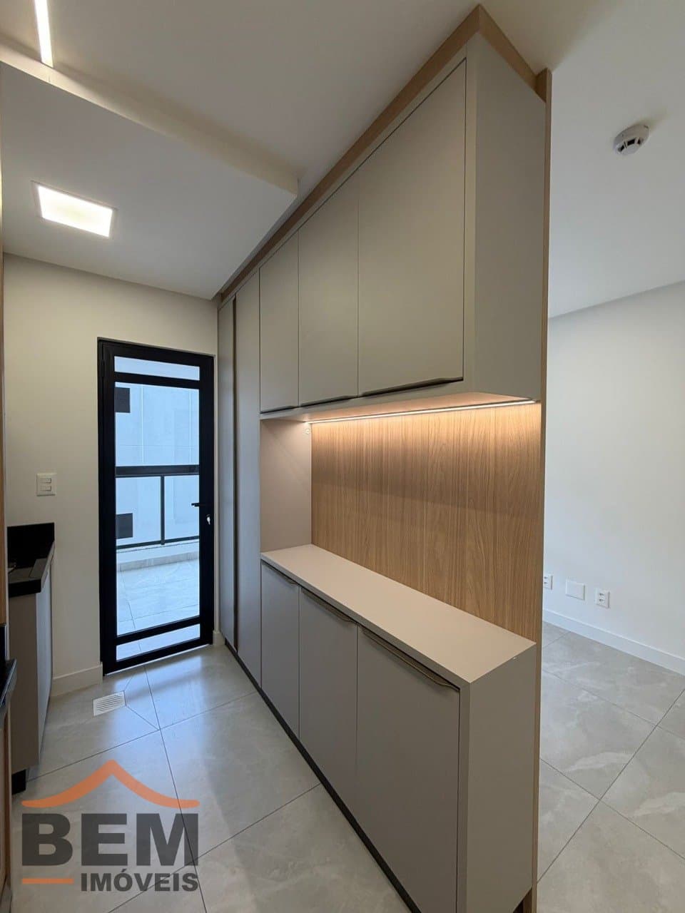 Apartamento para aluguel em Itajaí: 13 - ÁREA DE SERVIÇO
