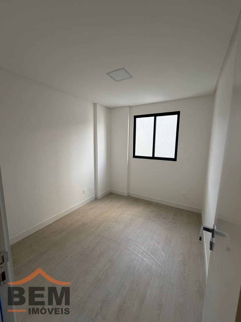 Apartamento para aluguel em Itajaí: 15 - DORMITÓRIO