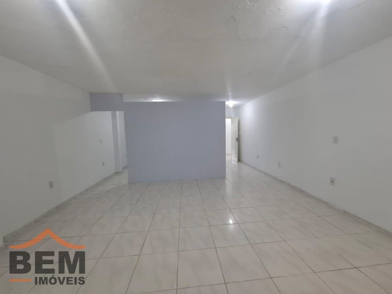 Kitnet para Locação com 1 quarto no bairro Barra do Rio em Itajaí/SC: 10 - SALA E COZINHA INTEGRADA 07