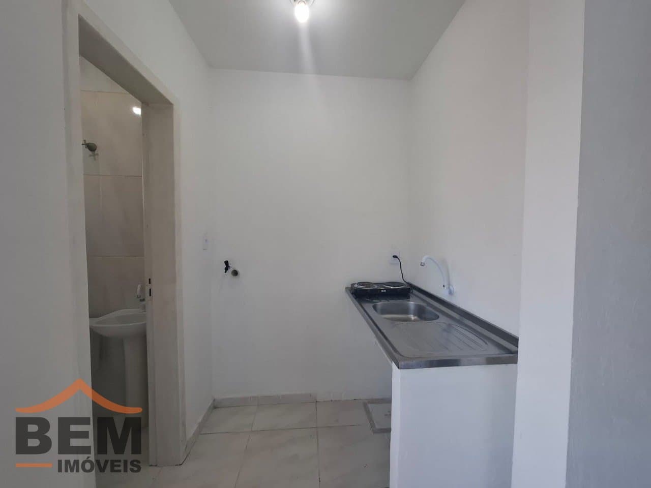 Kitnet para Locação com 1 quarto no bairro Barra do Rio em Itajaí/SC: 6 - SALA E COZINHA INTEGRADA 05