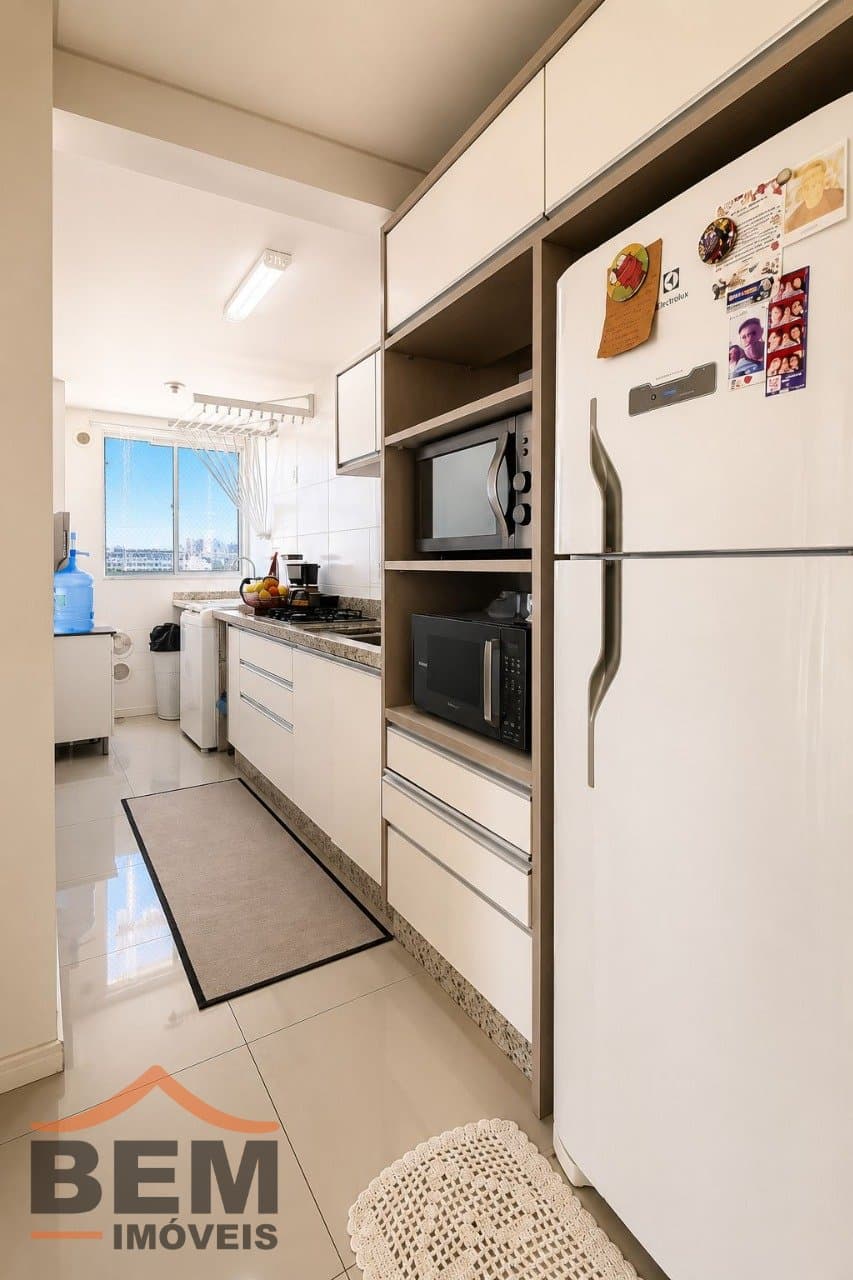 Apartamento à Venda com 2 quartos sendo 1 suíte, 1 vaga no bairro São Judas em Itajai/SC
