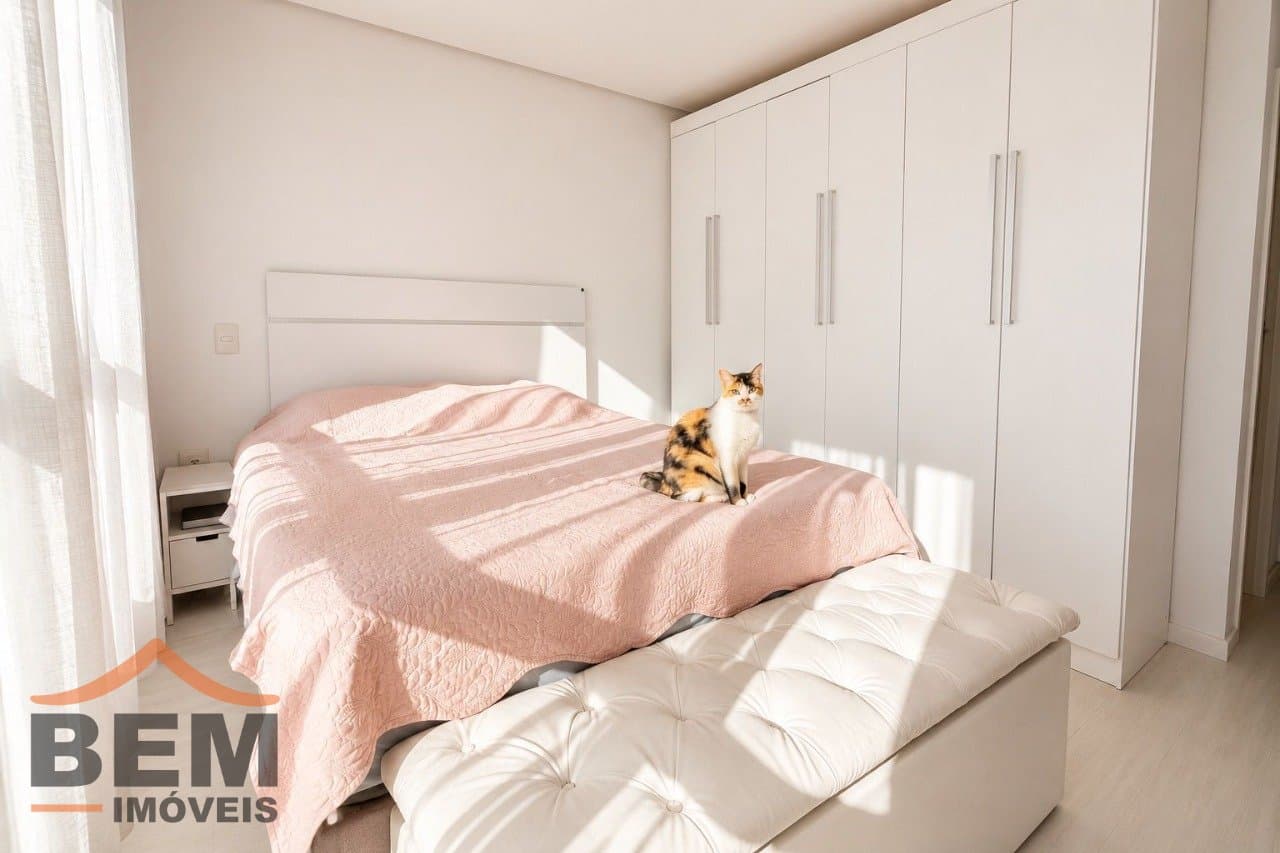 Apartamento à Venda com 2 quartos sendo 1 suíte, 1 vaga no bairro São Judas em Itajai/SC