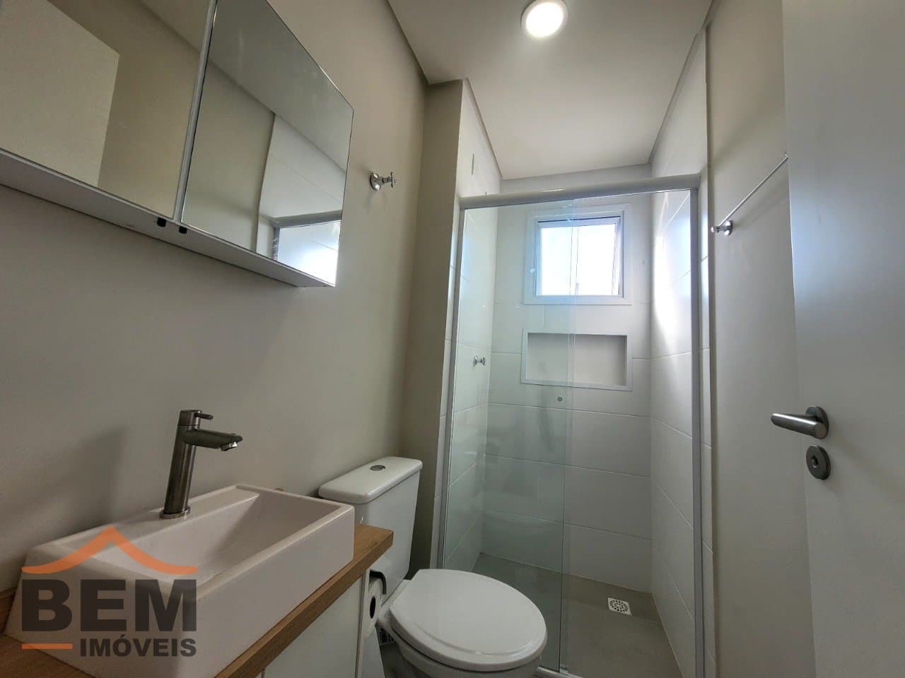 Apartamento para Locação com 2 quartos, 1 vaga no bairro São Vicente em Itajaí/SC: 11 - BANHEIRO