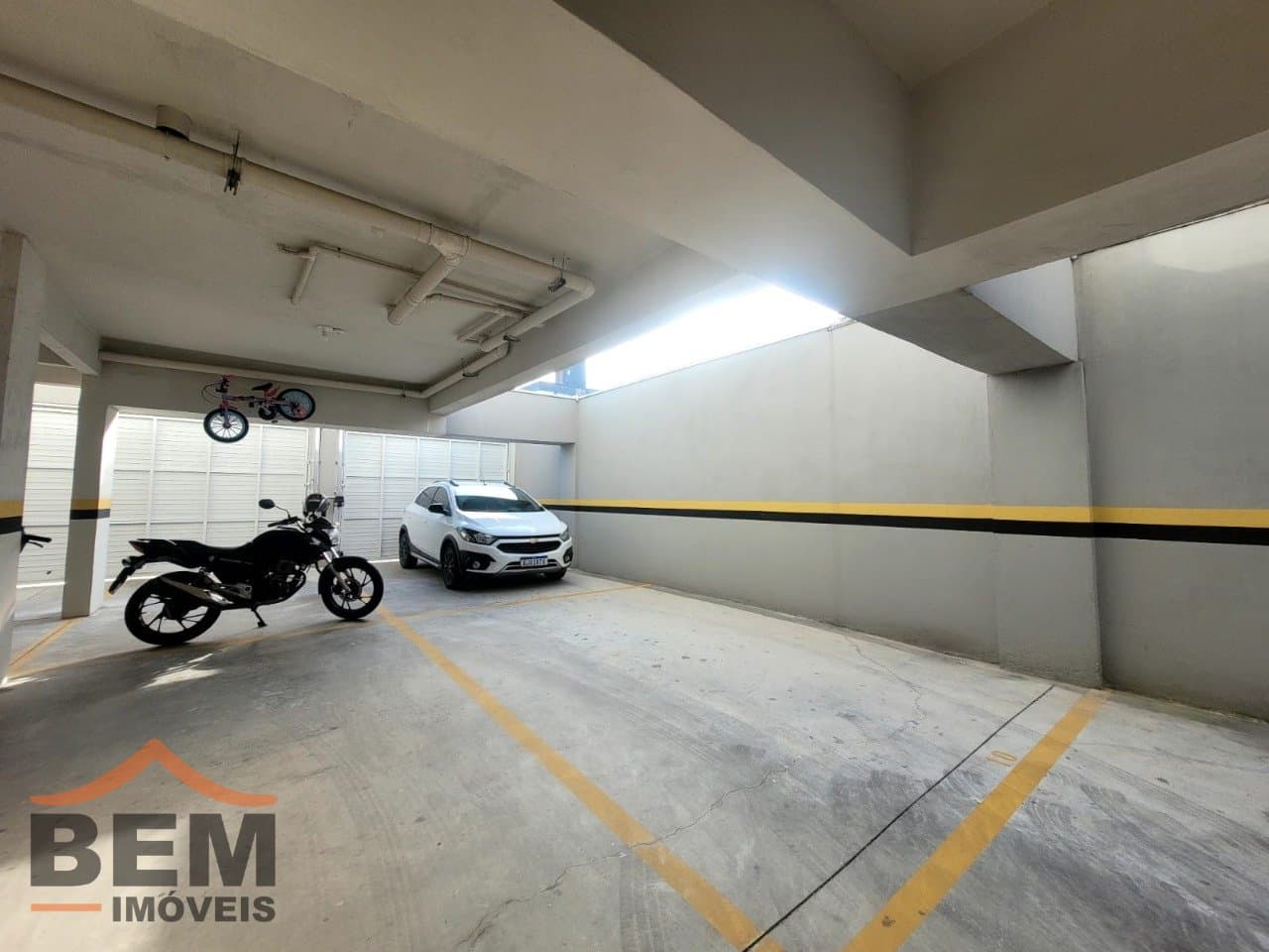 Apartamento para Locação com 2 quartos, 1 vaga no bairro São Vicente em Itajaí/SC: 13 - GARAGEM