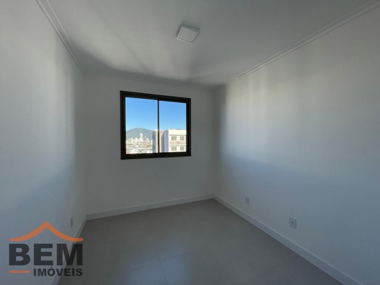 Apartamento para Locação com 2 quartos sendo 1 suíte, 1 vaga no bairro São Vicente em Itajaí/SC: 10 - DORMITÓRIO