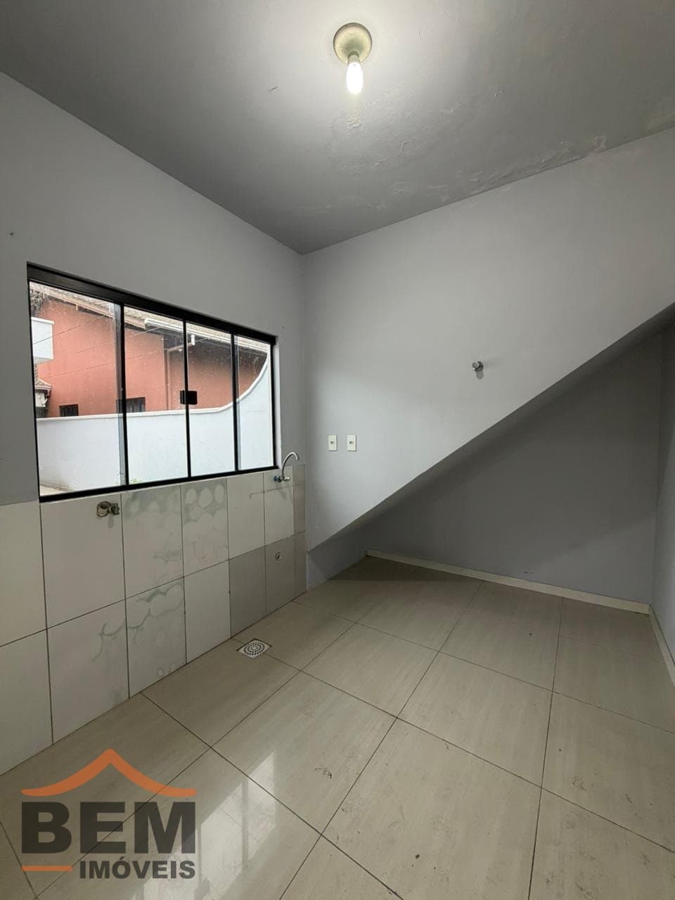 Casa à Venda com 3 quartos sendo 1 suíte, 6 vagas no bairro Sao Domingos em Navegantes/SC
