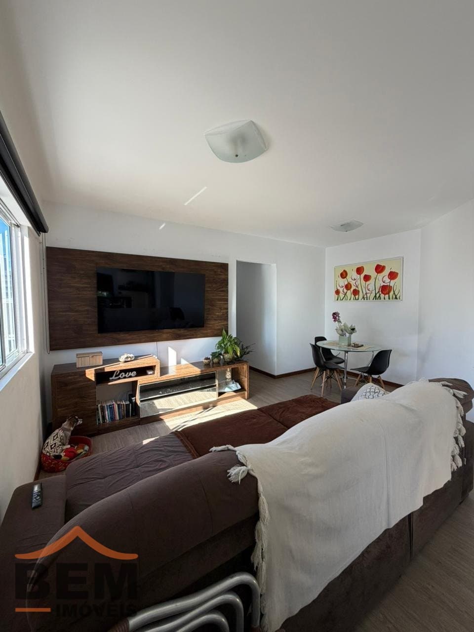 Apartamento à Venda com 3 quartos sendo 1 suíte, 2 vagas no bairro Vila Operária em Itajaí/SC