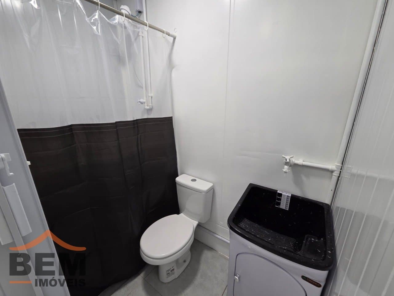 Kitnet para Locação com 1 quarto no bairro São Judas em Itajaí/SC: 06 - DORMITÓRIO