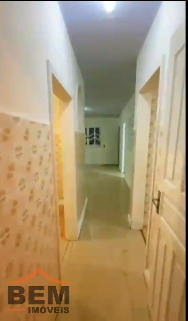 Casa comercial para Locação no bairro Centro em Camboriú/SC: e0c7e60e-f093-4236-893c-c45c42b2b80c