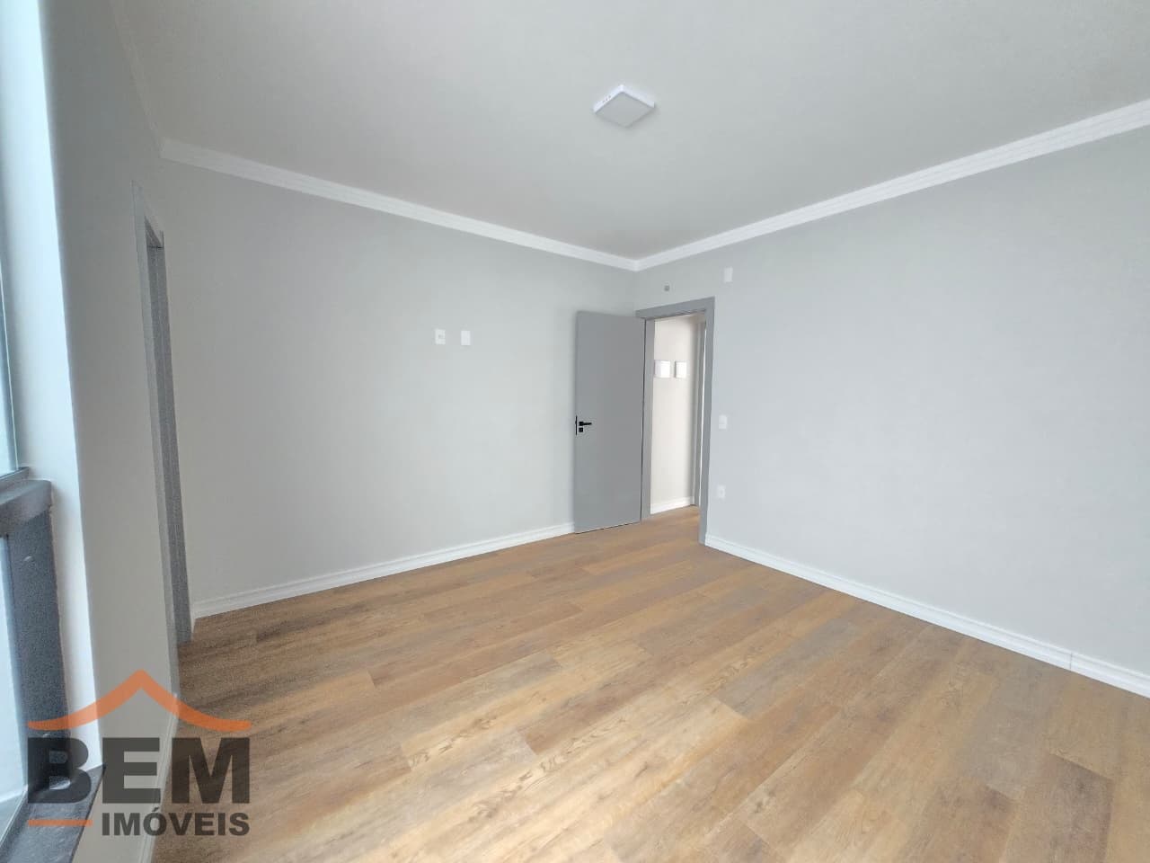 Casa à Venda com 2 quartos sendo 2 suítes, 1 vaga no bairro Areias em Camboriú/SC: 8da98b5d-601c-4a48-bf6a-d1ba2e0fea7b