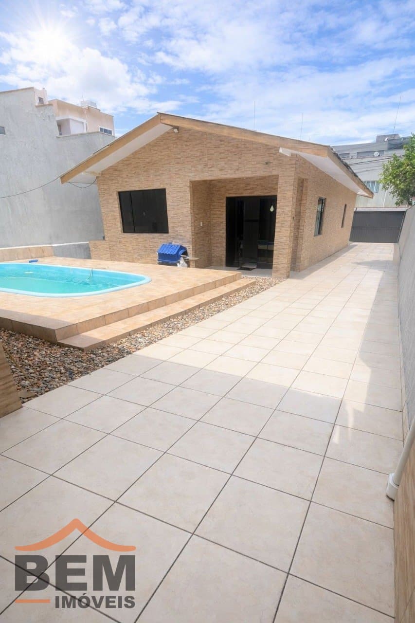 Casa à Venda com 2 quartos, 7 vagas no bairro Sao Vicente em Itajaí/SC