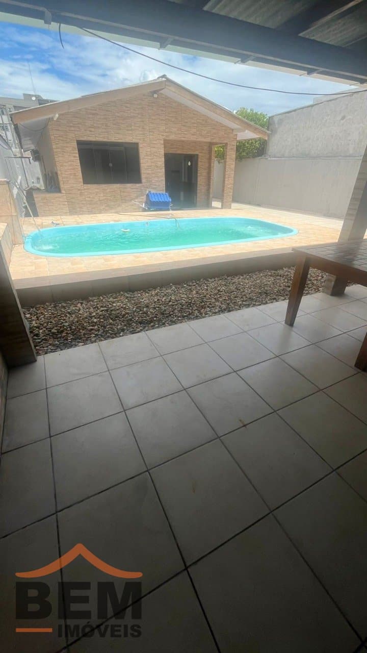 Casa à Venda com 2 quartos, 7 vagas no bairro Sao Vicente em Itajaí/SC