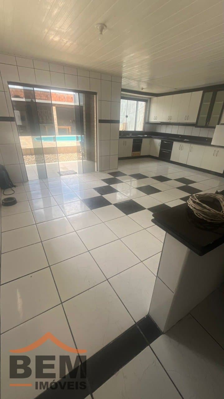 Casa à Venda com 2 quartos, 7 vagas no bairro Sao Vicente em Itajaí/SC