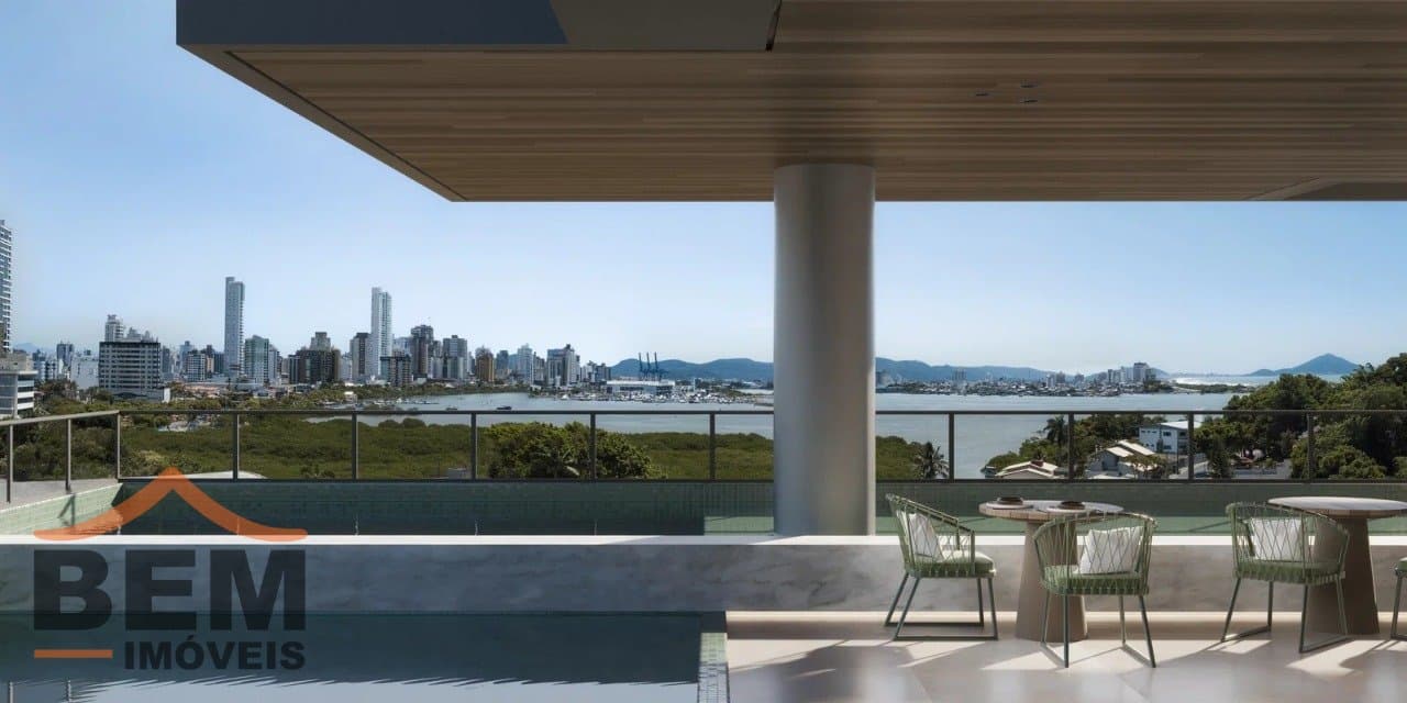 Apartamento à Venda com 2 quartos sendo 2 suítes, 2 vagas no bairro Fazenda em Itajaí/SC