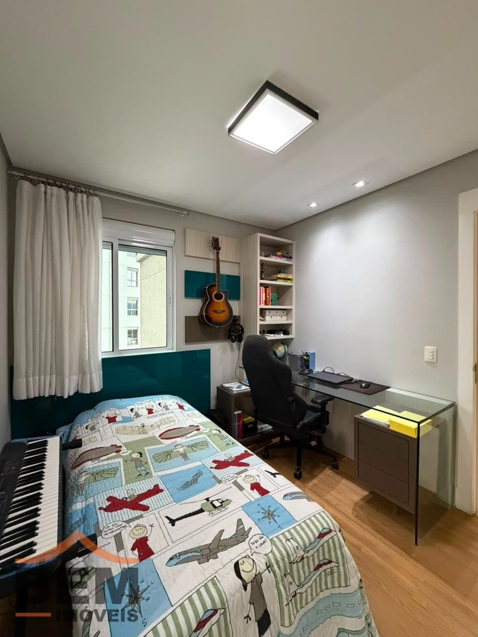 Apartamento à Venda com 3 quartos sendo 3 suítes, 3 vagas no bairro Centro em Itajaí/SC
