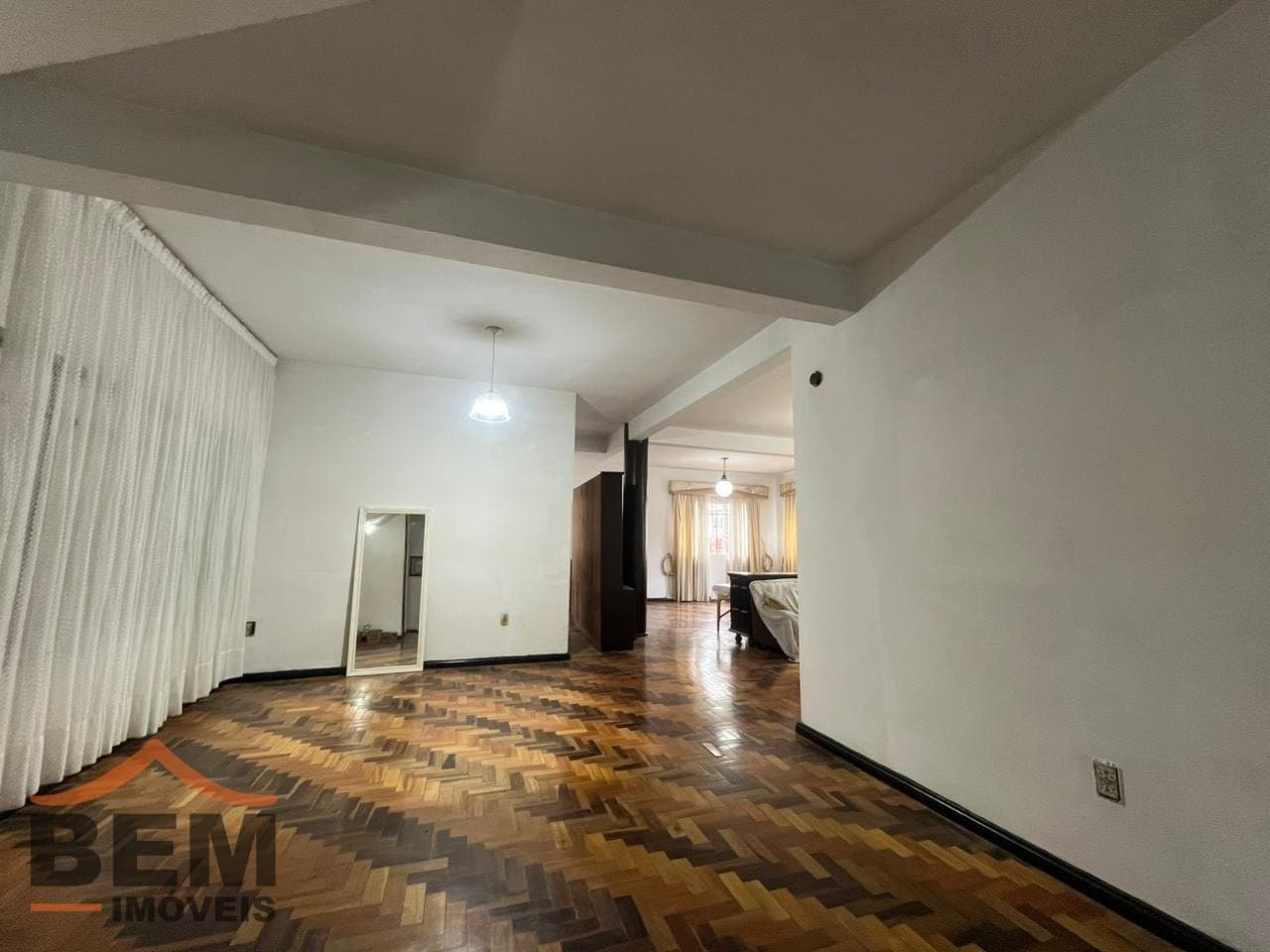 Apartamento para Locação com 4 quartos, 2 vagas no bairro Centro em Itajaí/SC: 09 - SALA DE JANTAR