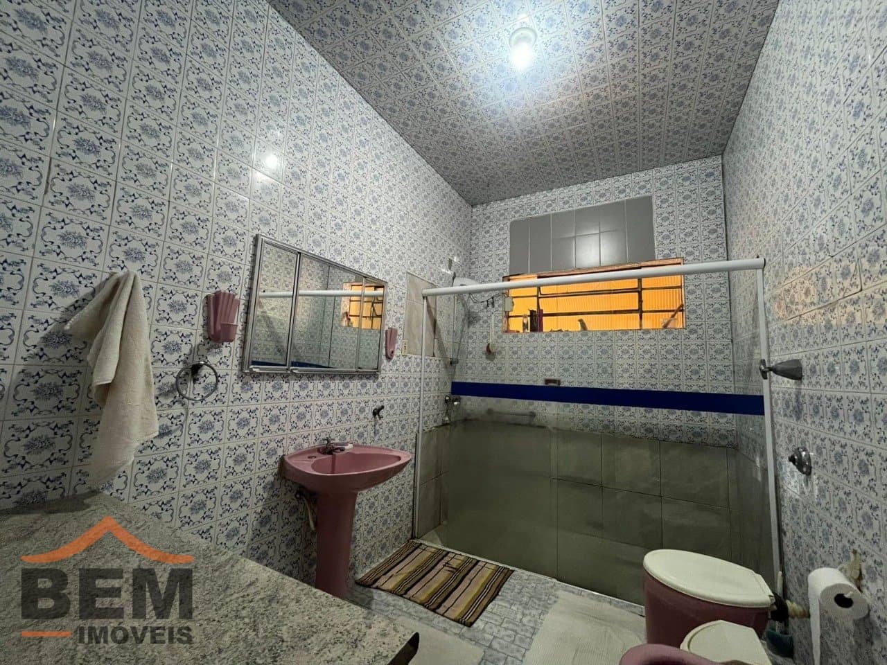 Apartamento para Locação com 4 quartos, 2 vagas no bairro Centro em Itajaí/SC: 21 - BANHEIRO